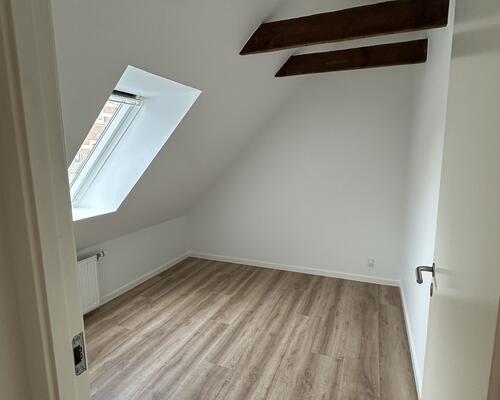 Super lækker lys 3 vær. lejlighed (evt. dele) i Centrum.