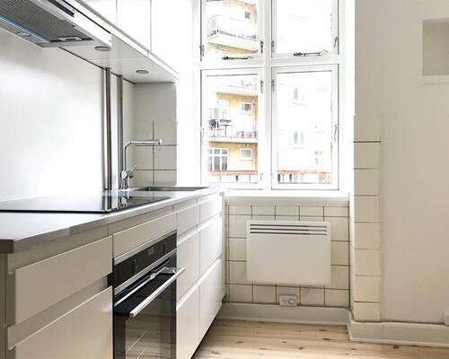 Skøn delevenlig 2-værelses lejlighed med to altaner