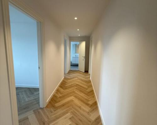 Nyrenoveret penthouselejlighed med tagterrasse i centrum af Fredericia