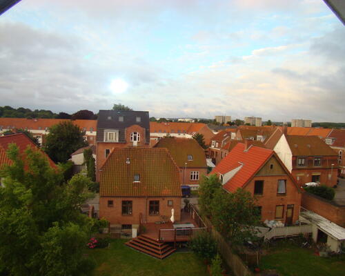 Hyggelig 2-værelses lejlighed med hems