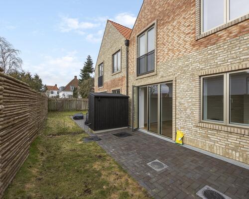 På en af Birkerøds mest attraktive adresser udlejes dette moderne rækkehus på Rolighedsvej 3B