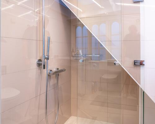 Liebhaver villa med privat strand | Ålsgårde