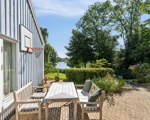 Smuk villa direkte til Birkerød sø | Birkerød