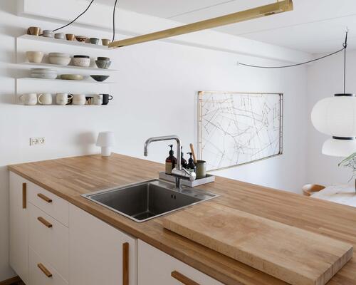 Lys og moderne lejlighed i ikoniske 8-tallet