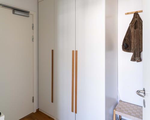 Lys og moderne lejlighed i ikoniske 8-tallet