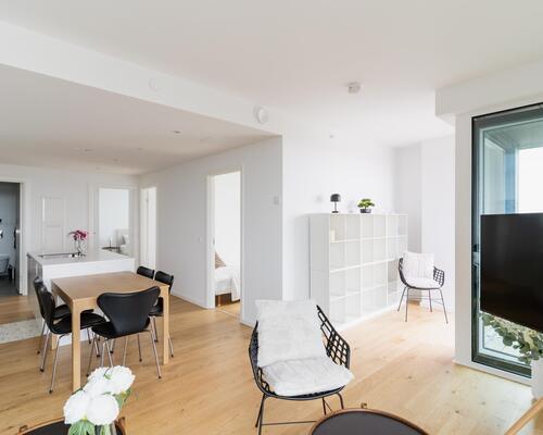 Eksklusiv 4-værelses lejlighed på 32. sal med unik udsigt over København