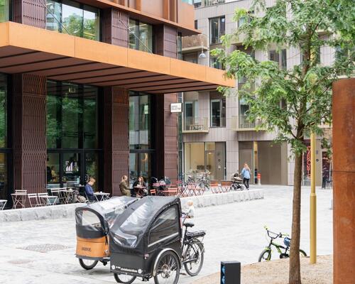 Eksklusiv 4-værelses lejlighed på 32. sal med unik udsigt over København