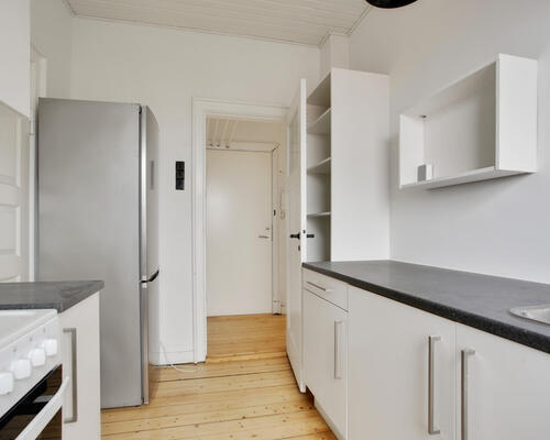 Nyere renoveret 2 værelses lejlighed på 70 m²
