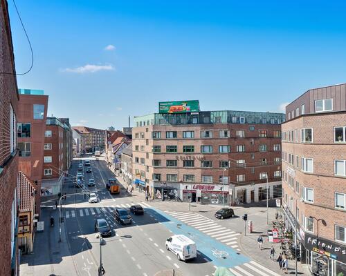 Nyere renoveret 2 værelses lejlighed på 70 m²