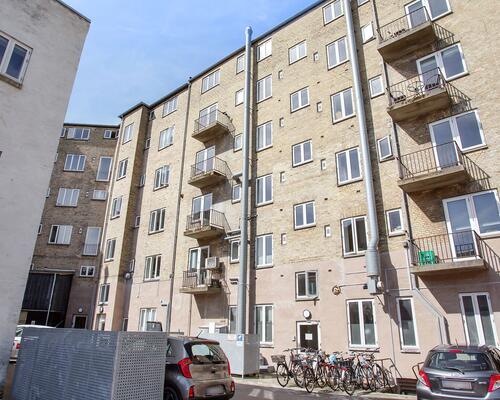 Nyere renoveret 2 værelses lejlighed på 70 m²