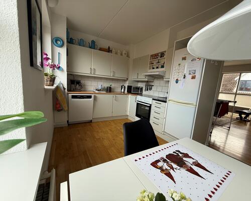 Frederikshavn midtby - 2 værelses lejlighed med altan.