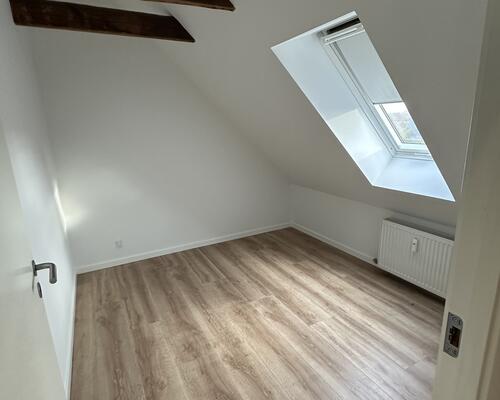 Super lækker lys 3 vær. lejlighed (evt. dele) i Centrum.