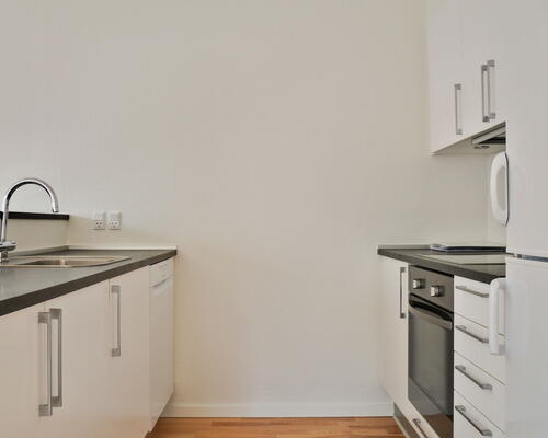 Delevenlig 3-værelses med altan på Kanslergade i Odense C! - KUN 1 MÅNEDS DEPOSITUM