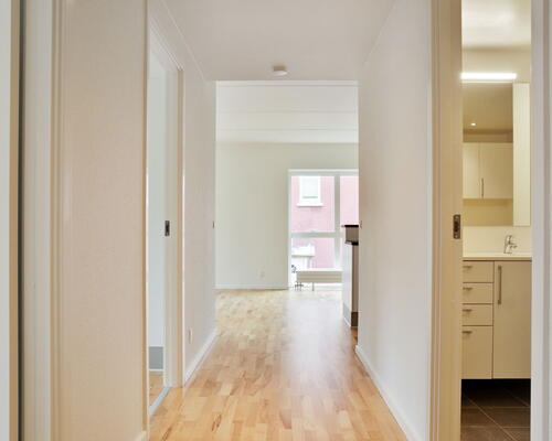 Delevenlig 3-værelses med altan på Kanslergade i Odense C! - KUN 1 MÅNEDS DEPOSITUM