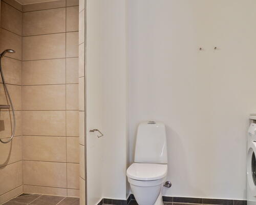 Delevenlig 3-værelses med altan på Kanslergade i Odense C! - KUN 1 MÅNEDS DEPOSITUM