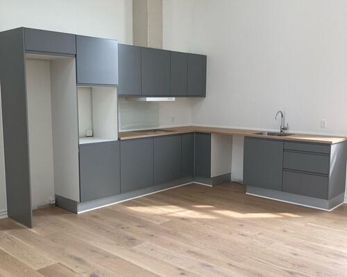 Charmerende 3. værelses herskabslejlighed