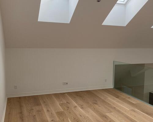 Charmerende 3. værelses herskabslejlighed