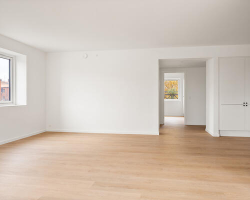 Lækker og ny istandsat 4 værelses lejlighed med adgang til fælles tagterrasse