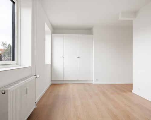 Lækker og ny istandsat 4 værelses lejlighed med adgang til fælles tagterrasse