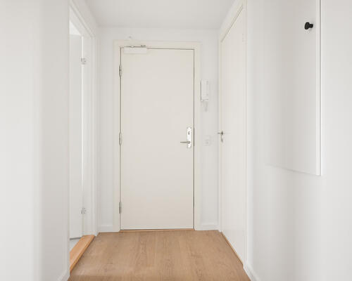 Lækker og ny istandsat 4 værelses lejlighed med adgang til fælles tagterrasse