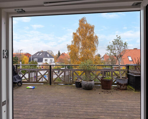 Lækker og ny istandsat 4 værelses lejlighed med adgang til fælles tagterrasse