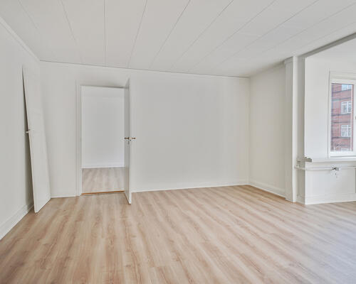 3 værelses renoverede lejlighed på 100 m²