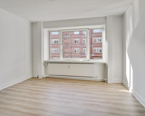 3 værelses renoverede lejlighed på 100 m²