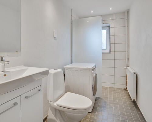 3 værelses renoverede lejlighed på 100 m²