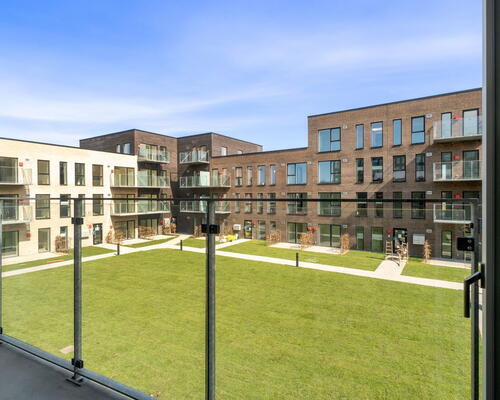 Egedal Stationsby - Praktisk 3 værelses med to gode altaner