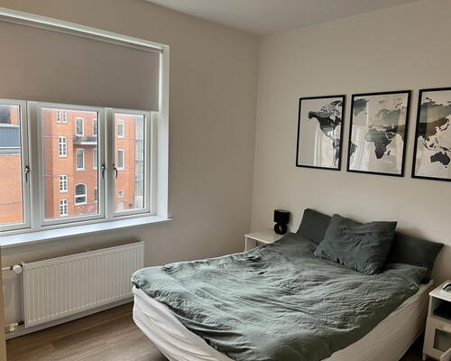 Komplet nyrenoveret 3-værelses på 84 m2 tæt på Aalborg midtby, Station og Busterminal – delevenlig