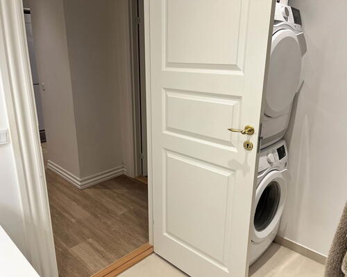 Komplet nyrenoveret 3-værelses på 84 m2 tæt på Aalborg midtby, Station og Busterminal – delevenlig