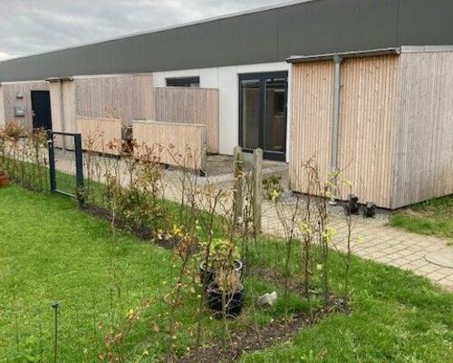 Moderne rækkehus med egen have og 2 terrasser