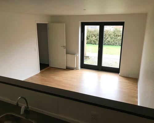 Moderne rækkehus med egen have og 2 terrasser