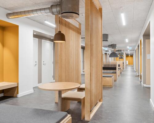 Studiebolig med lækkert bad og køkken!