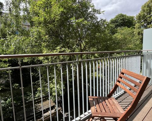 Flot møbleret lejlighed | København V.