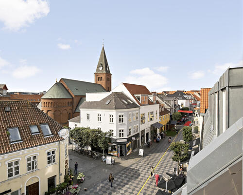 Attraktiv 3-værelses lejlighed i Aalborgs centrum