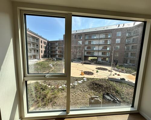 Moderne 4-værelses lejlighed med altan i Nørresundby