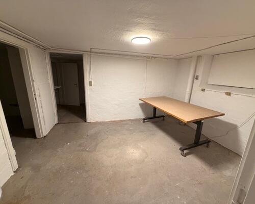 Butik til leje i Grindsted Centrum. 82m2 + 82m2 kl