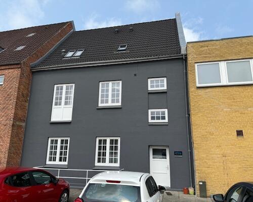 Butik til leje i Grindsted Centrum. 82m2 + 82m2 kl