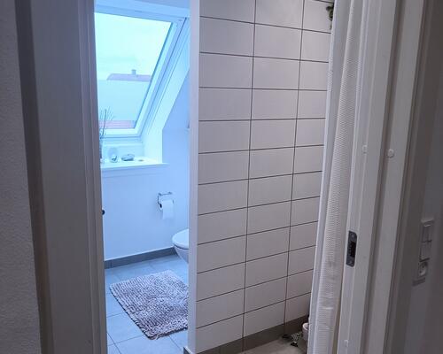 Nyrenoveret superlækker 3 vær. lejlighed tæt på centrum.