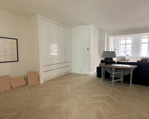 Unik lejlighed med privat altan, i hjertet af København