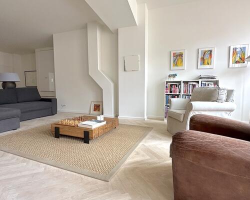 Unik lejlighed med privat altan, i hjertet af København