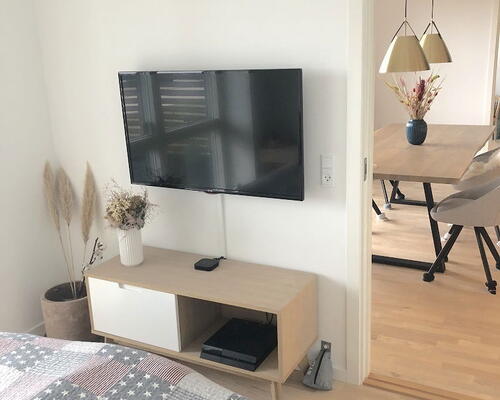 Lys og stor 3-værelses med god terrasse