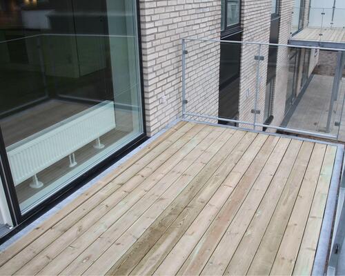 Lækker 4-værelses med altan