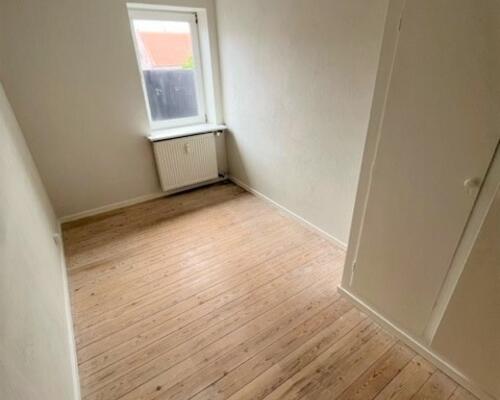 Dejlig Ny-Renoveret Lejlighed I Frederikshavn