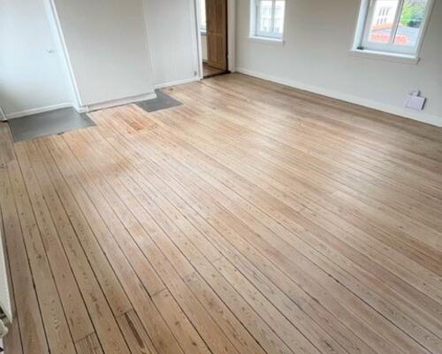 Dejlig Ny-Renoveret Lejlighed I Frederikshavn