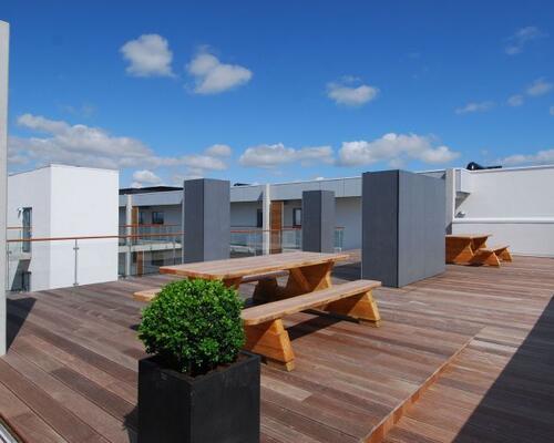 Delevenlig 3-værelses med stor altan og tæt på Aarhus C