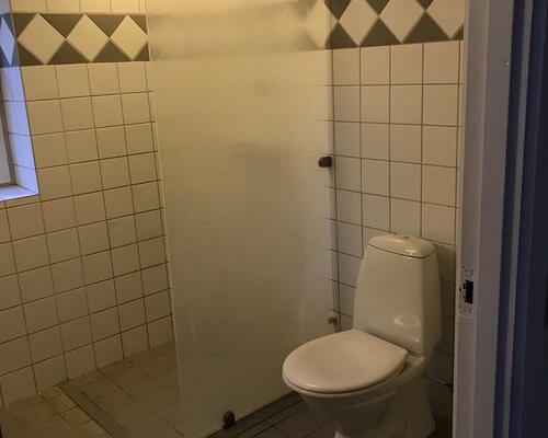 Flot 2. værelses lejlighed