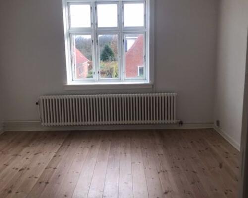 Flot 4. værelses lejlighed