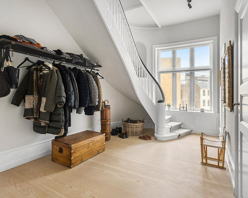 8 værelses lejlighed i København Ø